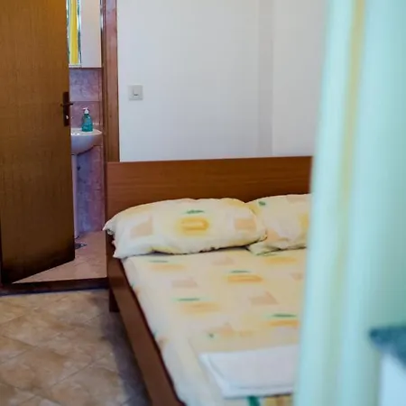 By The Sea Drasnice, Makarska - 20243 Apartment