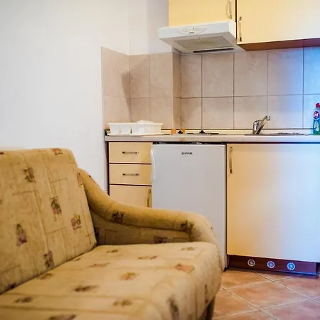 By The Sea Drasnice, Makarska - 20243 Apartment *